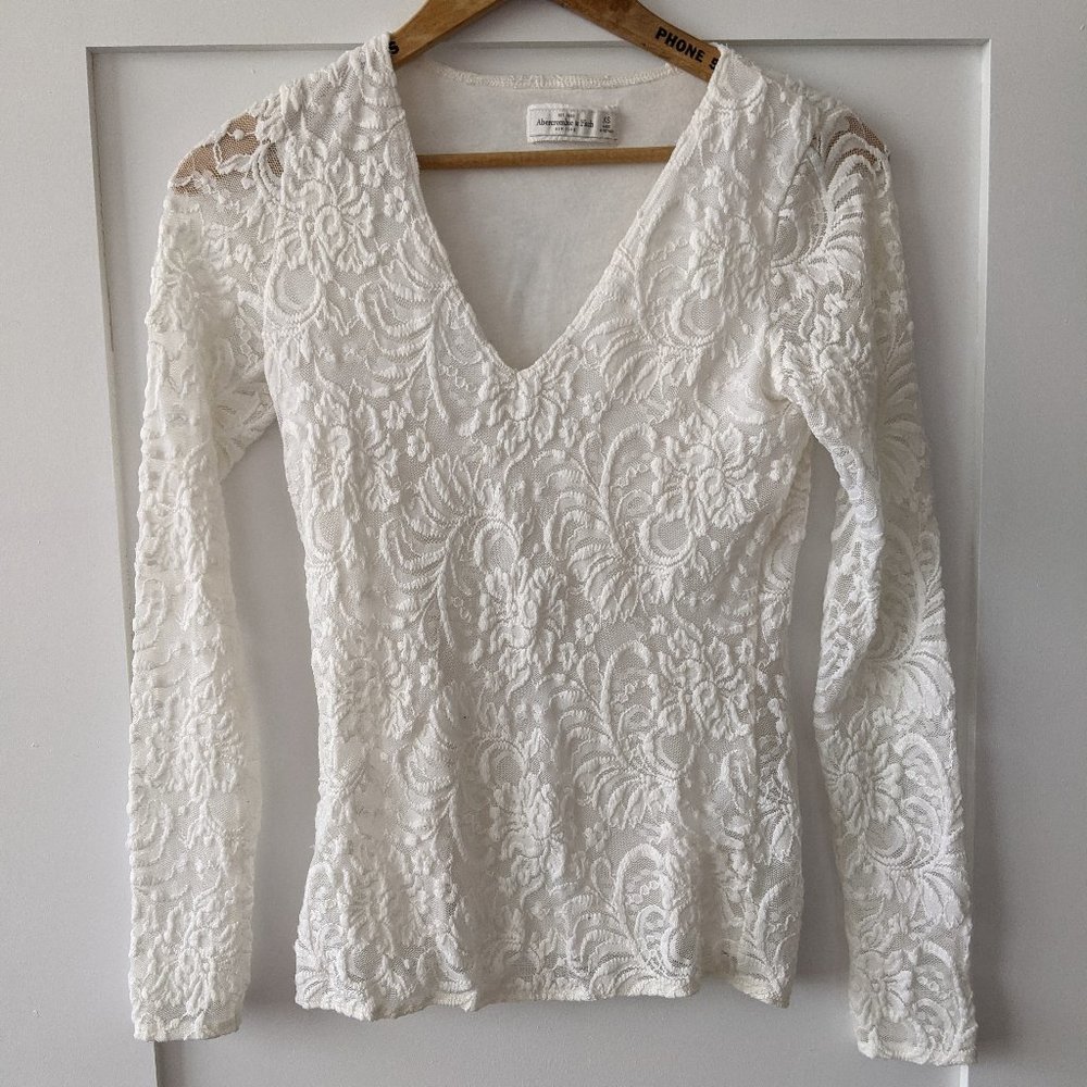Abercrombie & Fitch white lacey top, XS